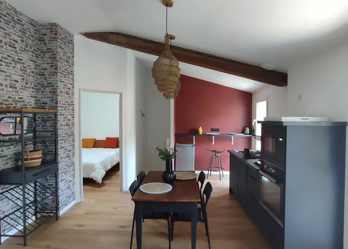 Homestay szállás Le Petit 1881